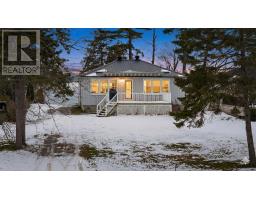Living room - 239 Avery Point Road, Kawartha Lakes, ON L0K1W0 Photo 2