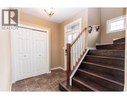Dining room - 152 Oswald Close, Red Deer, AB T4P0C1 Photo 3