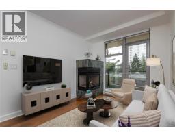 Bedroom - 307 225 Menzies St, Victoria, BC V8V2G6 Photo 3