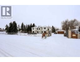 Foyer - 10 27501 Township Road 374, Rural Red Deer County, AB T5S2B1 Photo 2