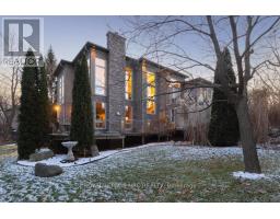 Kitchen - 164 A Lakeshore Road, St Catharines, ON L2N2V1 Photo 2