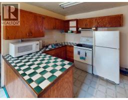 3pc Bathroom - 5162 Sellentin Street, Texada Island, BC V0N3K0 Photo 4