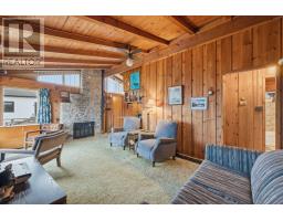 Bath (# pieces 1-6) - 8278 St Margarets Bay Road, Black Point, NS B0J0C2 Photo 4