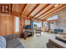 Kitchen - 8278 St Margarets Bay Road, Black Point, NS B0J0C2 Photo 2