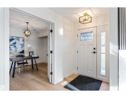 Family room - 106 81 Garden Rd, St Albert, AB T8N5G7 Photo 4