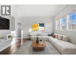 Kitchen - 3 Hillcrest Close E, Airdrie, AB T4B4T9 Photo 4