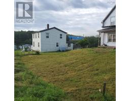 Porch - 7 Centennial Street, Canso, NS B0H1H0 Photo 4