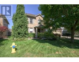 Kitchen - 15 Marcus Crescent, London North, ON N6G4Y9 Photo 3