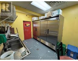 2320 Royal Windsor Drive, Oakville, ON L6J7Y1 Photo 3