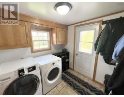 Living room - 472 Centreville South Side Road, South Side, NS B0W1P0 Photo 4