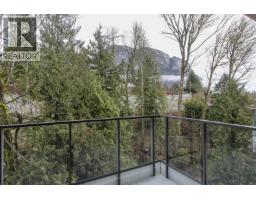 606 1504 Scott Cres, Squamish, BC V0N3G0 Photo 3