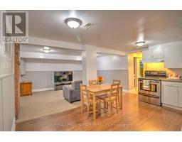 Dining room - Bsmt 2015 Fontwell Crescent, Mississauga, ON L5J2G6 Photo 2