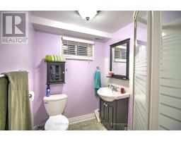 Den - Bsmt 2015 Fontwell Crescent, Mississauga, ON L5J2G6 Photo 5