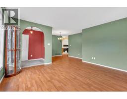 Full ensuite bathroom - 3400 Wilson Street Unit 108, Penticton, BC V2A8E3 Photo 4