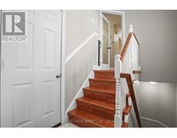 Primary Bedroom - 1073 Gabriel Place, Burlington, ON L7R4J6 Photo 4