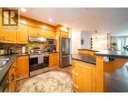 Foyer - 914 26 Street, Wainwright, AB T9W1V9 Photo 5