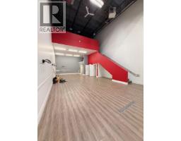 2110 Matrix Crescent Unit 2, Kelowna, BC V1V0C1 Photo 2