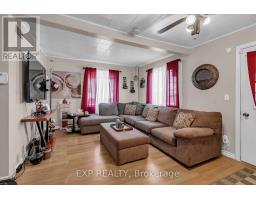 Bathroom - 1060 Abbot Street, Cornwall, ON K8J4R4 Photo 5