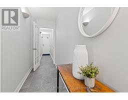 Bedroom 2 - 214 2010 Cleaver Avenue, Burlington, ON L7M4C1 Photo 5