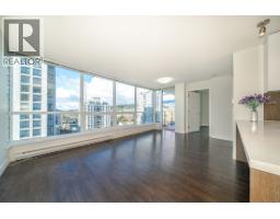 1809 3007 Glen Drive, Coquitlam, BC V3B0L8 Photo 2