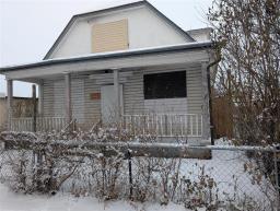681 Pritchard Avenue, Winnipeg, MB R2W2K6 Photo 2
