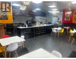 597 Wyandotte Street East, Windsor, ON N9A3J1 Photo 2