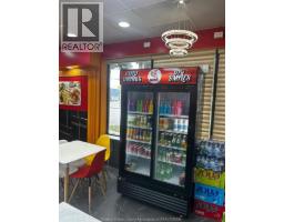 597 Wyandotte Street East, Windsor, ON N9A3J1 Photo 4