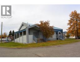 2081 Winter Avenue, Houston, BC V0J1Z2 Photo 3