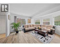 Laundry room - 2421 Mount Tuam Crescent, Sorrento, BC V0E2W2 Photo 5