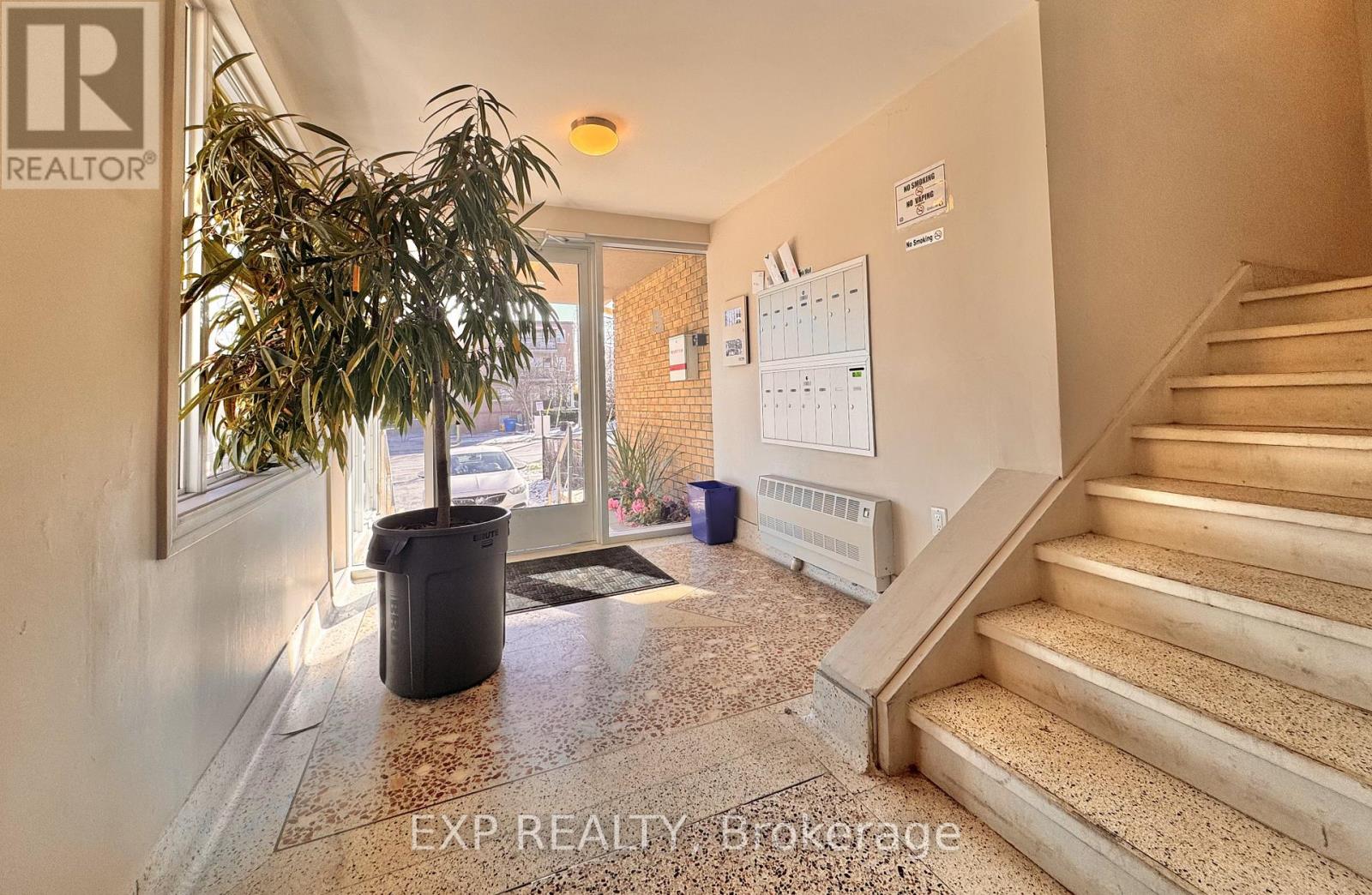 204 5 Paisley Boulevard E