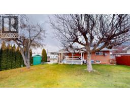 Full bathroom - 2225 Birch Street, Creston, BC V0B1G5 Photo 3