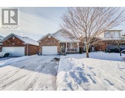 Living room - 36 Washburn Drive, Guelph, ON N1E0B6 Photo 2