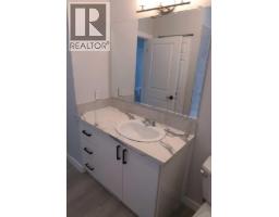 4pc Bathroom - 111 6 Avenue Se, Three Hills, AB T0M2A0 Photo 5