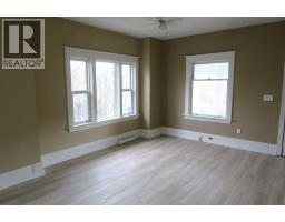 Primary Bedroom - 407 4 Avenue, Gleichen, AB T2K0K4 Photo 4