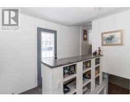 Bedroom - 64 Spruce Drive, Huntsville, ON P0B1L0 Photo 3