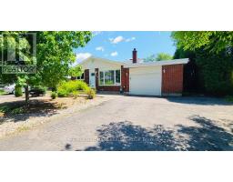 Kitchen - 2155 Monson Crescent, Ottawa, ON K1J6A7 Photo 4
