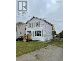 Living room - 123 Lorne Street, Sydney, NS B1P4H3 Photo 2
