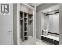 Kitchen - 137 Gillies Bay, Saskatoon, SK S7V0J8 Photo 4