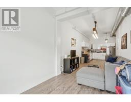 Bedroom 2 - 204 150 Colborne Street, Brantford, ON N3T2G6 Photo 5