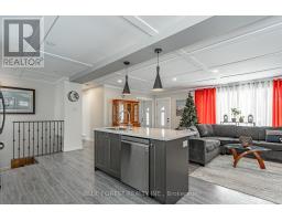 Primary Bedroom - 9716 Lakeshore Road, Lambton Shores, ON N0M1T0 Photo 4