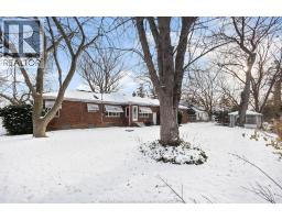 Recreation room - 3207 Bruce, Windsor, ON N9E1W6 Photo 5