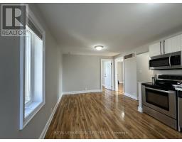Bedroom - Upper 899 Lakeshore Road E, Mississauga, ON L5E1E2 Photo 4