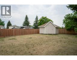 Bedroom - 8325 101 Ave, Peace River, AB T8S1N2 Photo 4