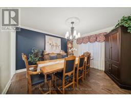 Living room - 25 Sayor Drive, Ajax, ON L1T3K2 Photo 5