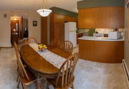 Bedroom - 175 Ash Street S, Altona, MB R0G0B3 Photo 5