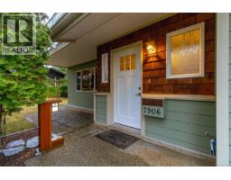 Bedroom - 7906 Patterson Rd, Central Saanich, BC V8M1L5 Photo 2