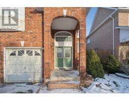 Kitchen - 17 Woodcock Avenue, Ajax, ON L1T4J5 Photo 4