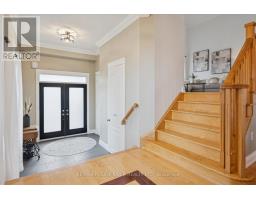 Kitchen - 15 Eastgate Circle, Whitby, ON L1M2N3 Photo 3