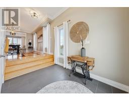 Great room - 15 Eastgate Circle, Whitby, ON L1M2N3 Photo 4