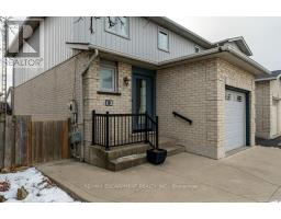Kitchen - 12 Meteor Boulevard, Hamilton, ON L8E4W6 Photo 3
